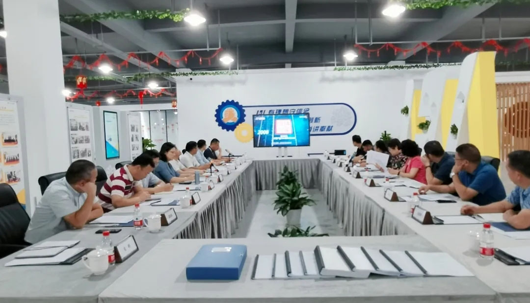 10.11 全國(guó)企業(yè)民主管理工作調(diào)研檢查小組蒞臨我司調(diào)研指導(dǎo)(圖3)
