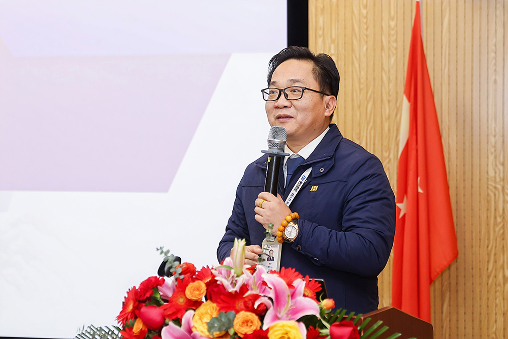 雙精聚智 新程閃耀 | 精華股份2024年度經(jīng)營(yíng)會(huì)議圓滿召開(kāi)(圖9)
