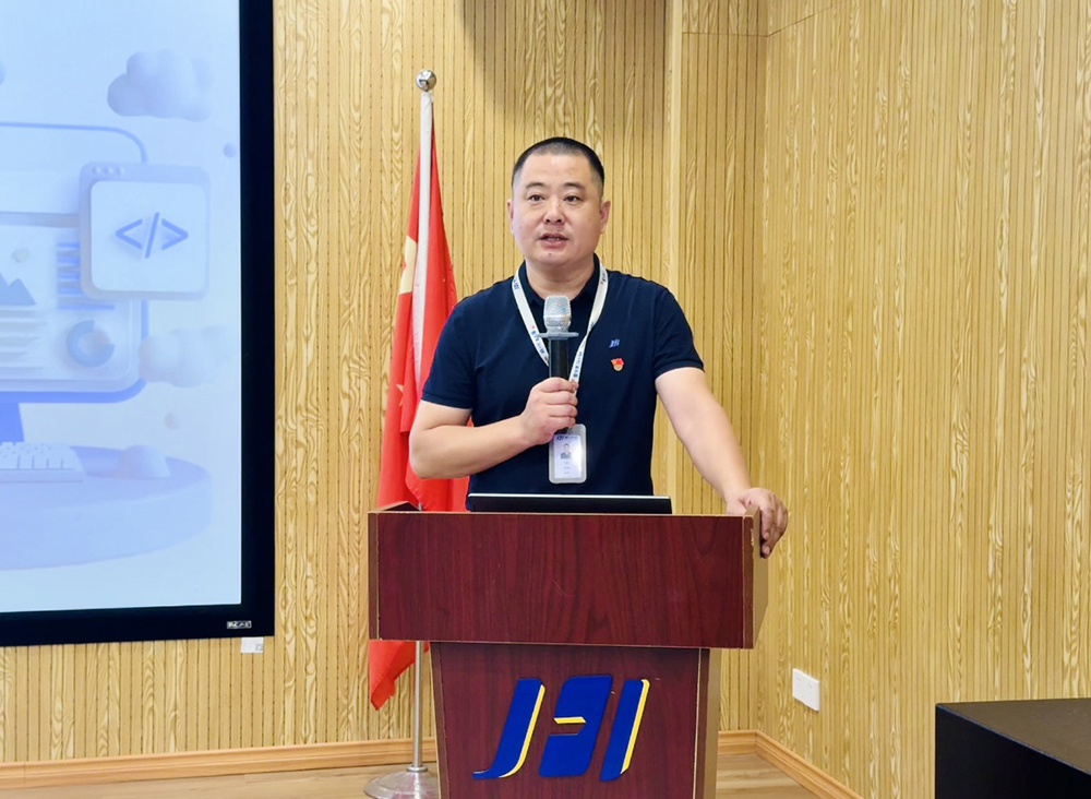 筑夢成長 相伴一夏 | 精華股份2025年暑期候鳥托管班圓滿結(jié)業(yè)(圖12)